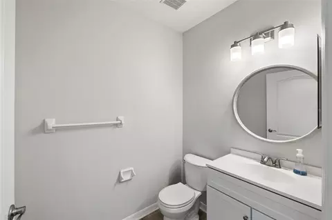 Bath - 4705 78th Ct E, Bradenton, FL 34203 photo 1 of 7
