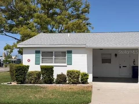 5973 Hibiscus Dr, Bradenton, FL 34207
