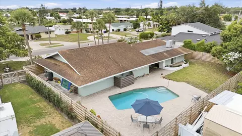 3612 S Lockwood Ridge Rd, Sarasota, FL 34239
