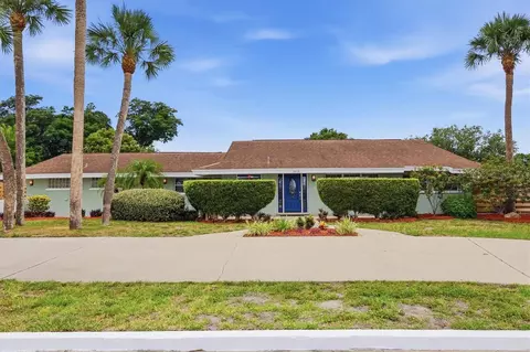 3612 S Lockwood Ridge Rd, Sarasota, FL 34239