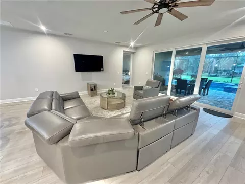 Living - 5322 124th Ave E, Parrish, FL 34219 photo 3 of 10