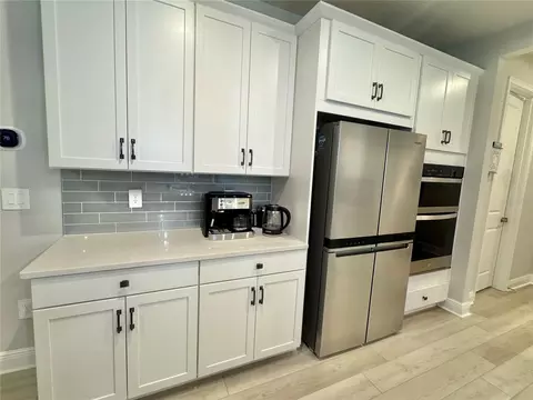 Kitchen - 5322 124th Ave E, Parrish, FL 34219 photo 4 of 5