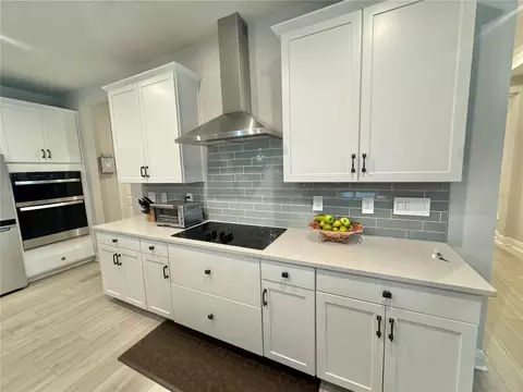 Kitchen - 5322 124th Ave E, Parrish, FL 34219 photo 3 of 5