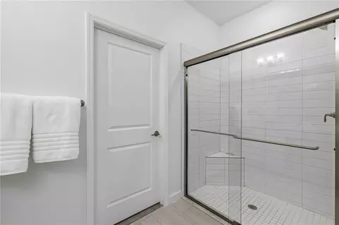 Bath - 14325 17th Ct E, Parrish, FL 34219 photo 2 of 4
