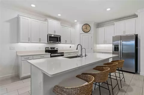 Kitchen - 14325 17th Ct E, Parrish, FL 34219 photo 2 of 5