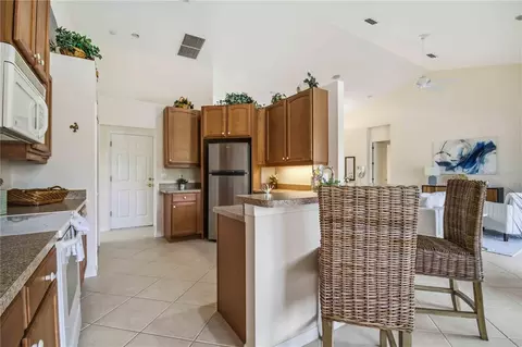 Kitchen - 9215 63rd Ct E, Parrish, FL 34219 photo 2 of 2