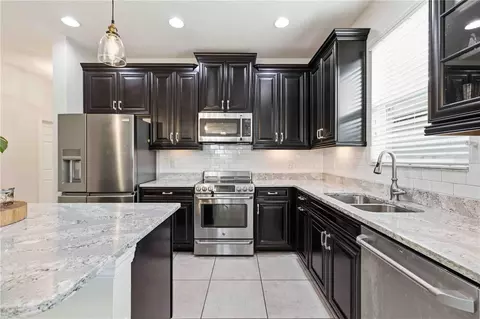 Kitchen - 10920 E 79th St, Parrish, FL 34219 photo 3 of 4
