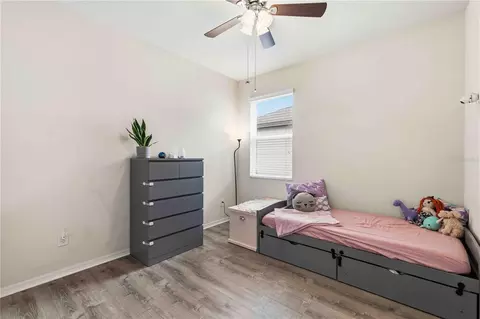 Bedroom - 10920 E 79th St, Parrish, FL 34219 photo 1 of 8