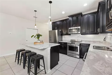 Kitchen - 10920 E 79th St, Parrish, FL 34219 photo 2 of 4