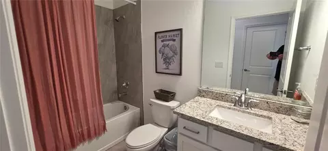 Bath - 16337 Tradewind Ter, Bradenton, FL 34211 photo 1 of 4