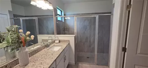 Bath - 16337 Tradewind Ter, Bradenton, FL 34211 photo 3 of 4