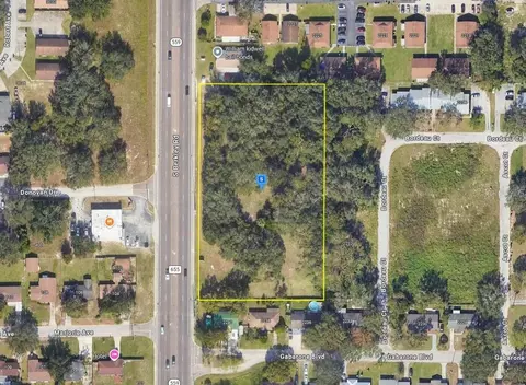 450 S Berkley Rd, Auburndale, FL 33823