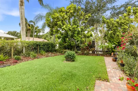 Exterior - 1625 1st Ave E, Bradenton, FL 34208 photo 5 of 29