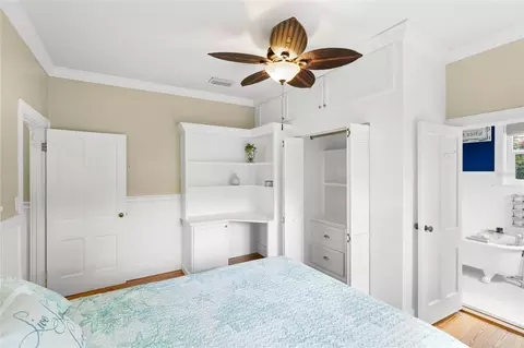 Bedroom - 1625 1st Ave E, Bradenton, FL 34208 photo 7 of 8