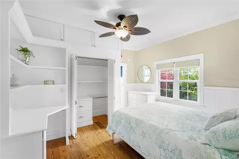 Bedroom - 1625 1st Ave E, Bradenton, FL 34208 photo 6 of 8