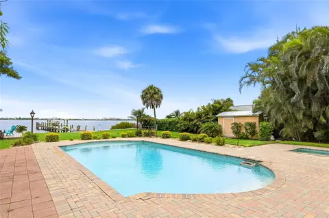 Exterior - 1625 1st Ave E, Bradenton, FL 34208 photo 12 of 29
