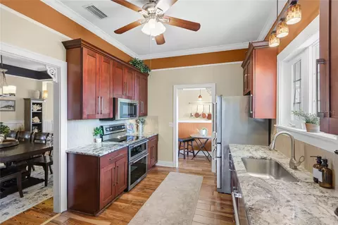 Kitchen - 1625 1st Ave E, Bradenton, FL 34208 photo 3 of 3
