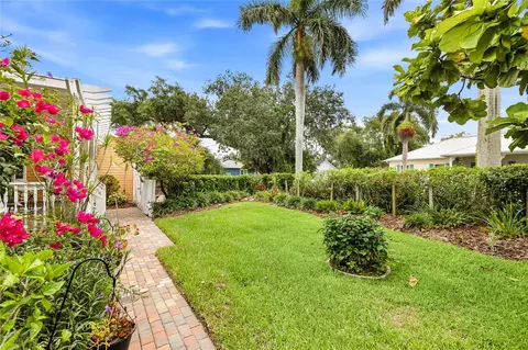 Exterior - 1625 1st Ave E, Bradenton, FL 34208 photo 6 of 29