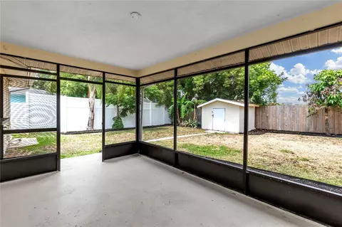 Exterior - 3420 29th Street Ct E, Bradenton, FL 34208 photo 3 of 4