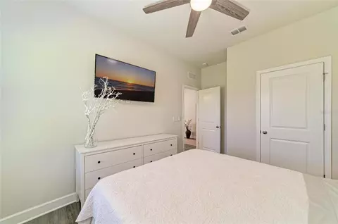 Bedroom - 6421 114th Ave E, Parrish, FL 34219 photo 5 of 7