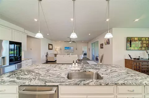 Kitchen - 6421 114th Ave E, Parrish, FL 34219 photo 7 of 9