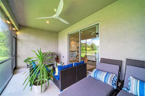 Exterior - 6421 114th Ave E, Parrish, FL 34219 photo 7 of 11