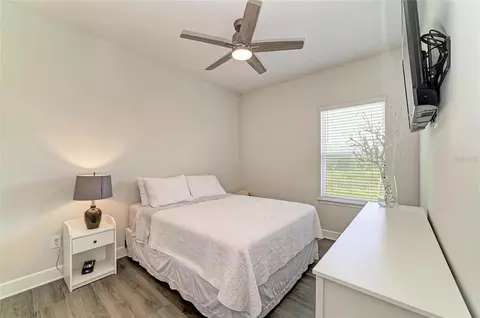 Bedroom - 6421 114th Ave E, Parrish, FL 34219 photo 4 of 7