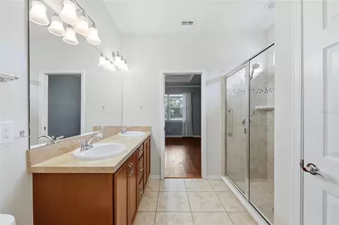 Bath - 5704 110th Ave E, Parrish, FL 34219 photo 1 of 2