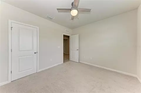 Bedroom - 10855 Daybreak Gln, Parrish, FL 34219 photo 7 of 10