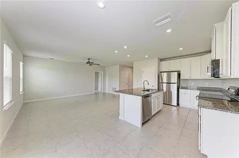 Living - 10855 Daybreak Gln, Parrish, FL 34219 photo 5 of 5