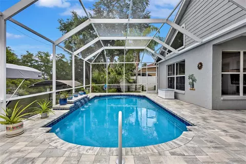 Exterior - 360 46th Ct E, Bradenton, FL 34208 photo 7 of 19