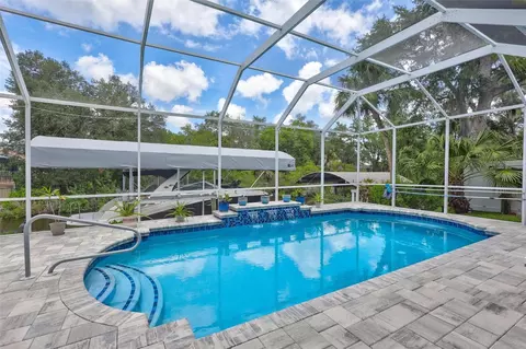 Exterior - 360 46th Ct E, Bradenton, FL 34208 photo 4 of 19