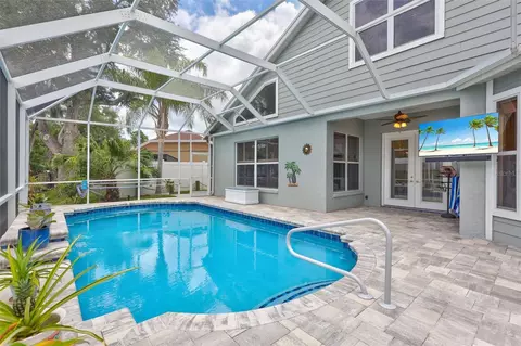 Exterior - 360 46th Ct E, Bradenton, FL 34208 photo 8 of 19