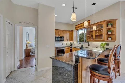 Kitchen - 360 46th Ct E, Bradenton, FL 34208 photo 3 of 7