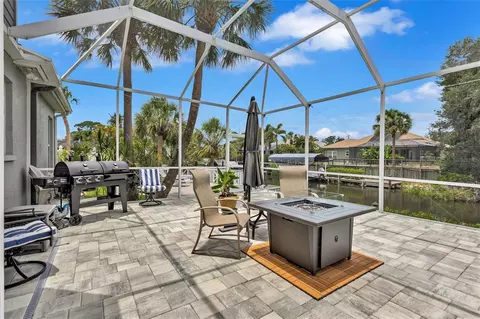 Exterior - 360 46th Ct E, Bradenton, FL 34208 photo 9 of 19