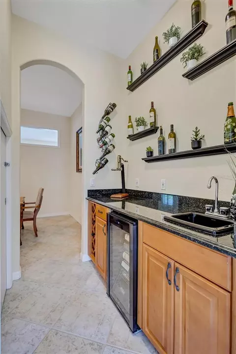 Kitchen - 360 46th Ct E, Bradenton, FL 34208 photo 1 of 7