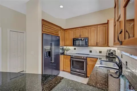 Kitchen - 360 46th Ct E, Bradenton, FL 34208 photo 7 of 7