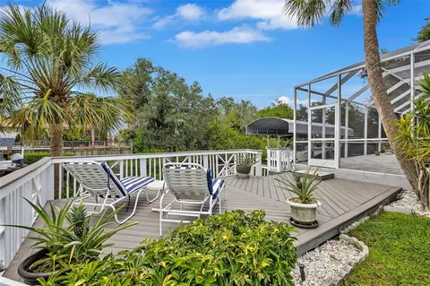 Exterior - 360 46th Ct E, Bradenton, FL 34208 photo 11 of 19