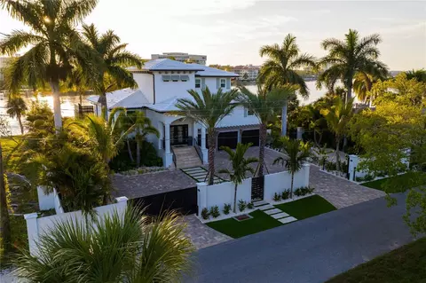 6448 Hollywood Blvd, Sarasota, FL 34231