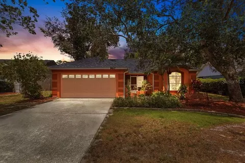 Exterior - 907 50th St E, Bradenton, FL 34208 photo 6 of 16
