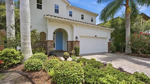 1850 Magnolia St, Sarasota, FL 34239