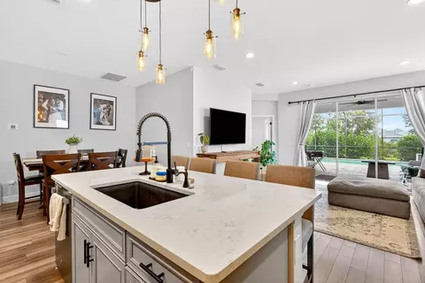 Kitchen - 13852 Old Creek Ct, Parrish, FL 34219 photo 4 of 6