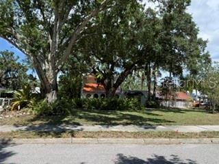 219 24 St W, Bradenton, FL 34205
