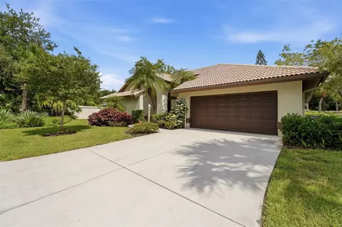 215 Carriage House Ln #215, Nokomis, FL 34275