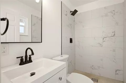 Bath - 8315 Revels Rd, Riverview, FL 33569 photo 3 of 4
