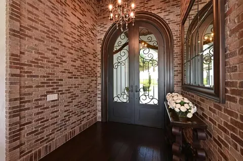 Entry Way - 11424 Harbourside Ln, Parrish, FL 34219 photo 2 of 6