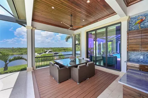 Exterior - 11424 Harbourside Ln, Parrish, FL 34219 photo 10 of 17