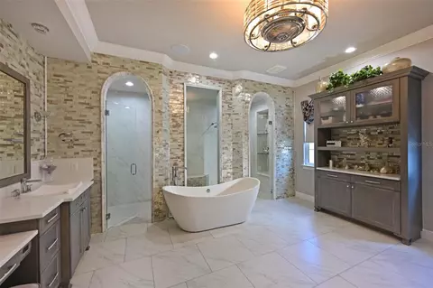 Bath - 11424 Harbourside Ln, Parrish, FL 34219 photo 7 of 10