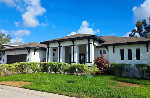 Exterior - 3017 Pine St, Bradenton, FL 34208 photo 9 of 10
