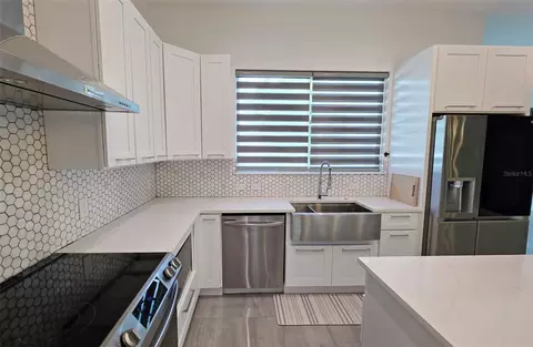 Kitchen - 3017 Pine St, Bradenton, FL 34208 photo 5 of 5
